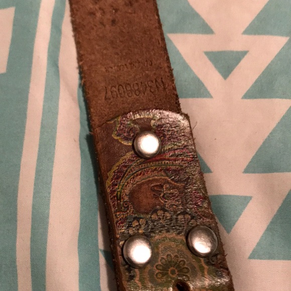 Belt - Picture 2 of 6